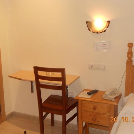 Hostal Restaurante Hermanos Zamora Palma del Río Εξωτερικό φωτογραφία
