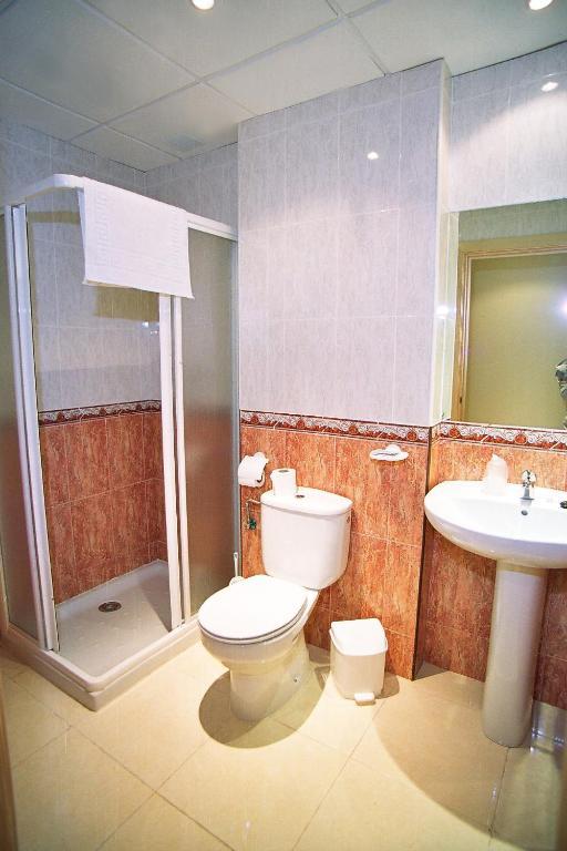 Hostal Restaurante Hermanos Zamora Palma del Río Δωμάτιο φωτογραφία