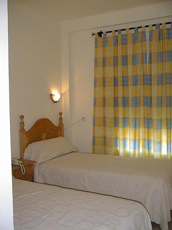 Hostal Restaurante Hermanos Zamora Palma del Río Δωμάτιο φωτογραφία