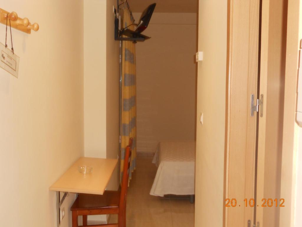 Hostal Restaurante Hermanos Zamora Palma del Río Δωμάτιο φωτογραφία
