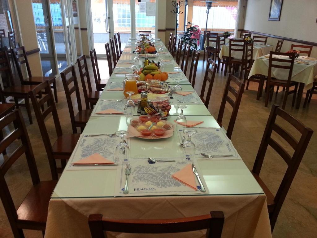Hostal Restaurante Hermanos Zamora Palma del Río Εξωτερικό φωτογραφία